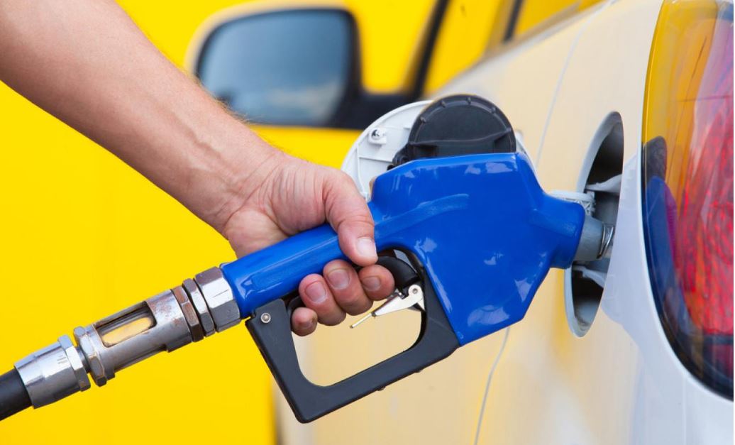 Αυτές είναι οι “παγίδες” στη νέα επιδότηση καυσίμων – Τα “ψιλά γράμματα” του Fuel Pass 2