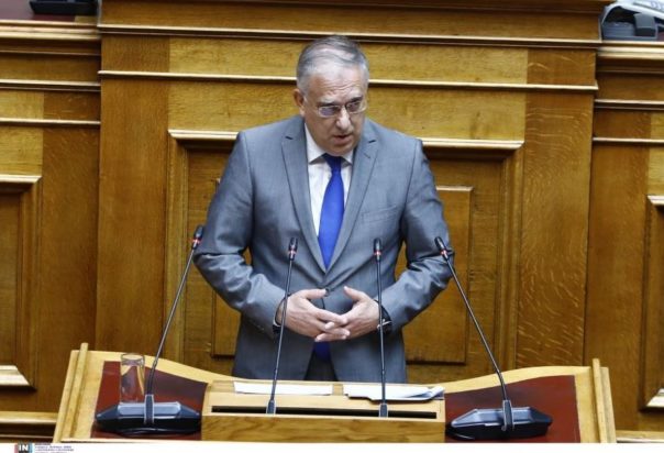Τάκης Θεοδωρικάκος