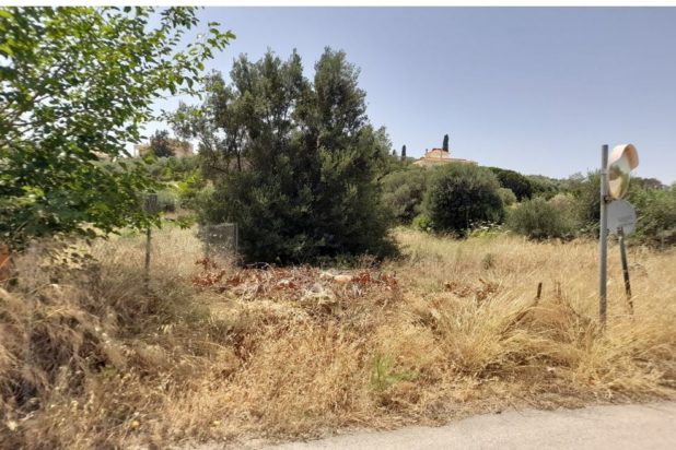 οικόπεδα