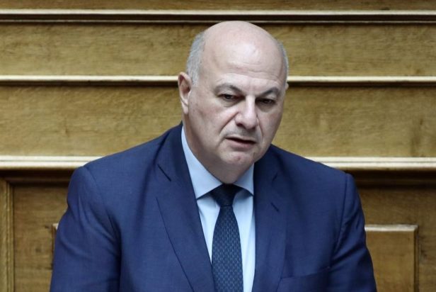 Κώστας Τσιάρας