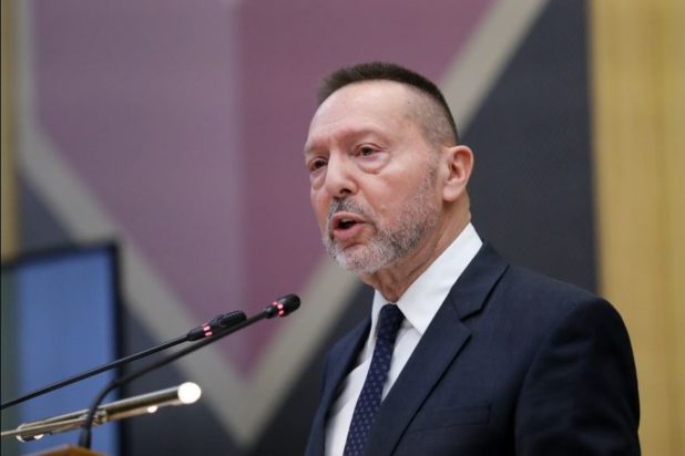 Γιάννης Στουρνάρας