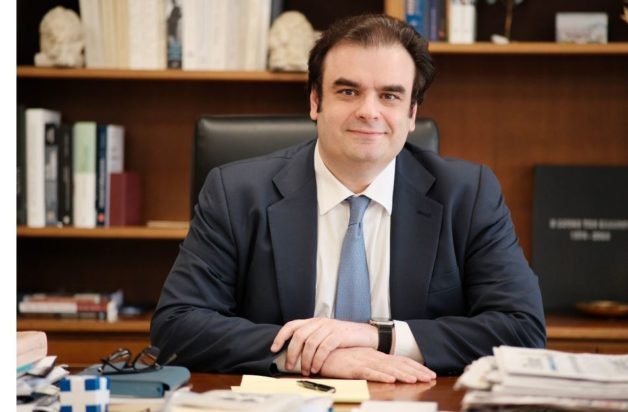 Κυριάκος Πιερρακάκης