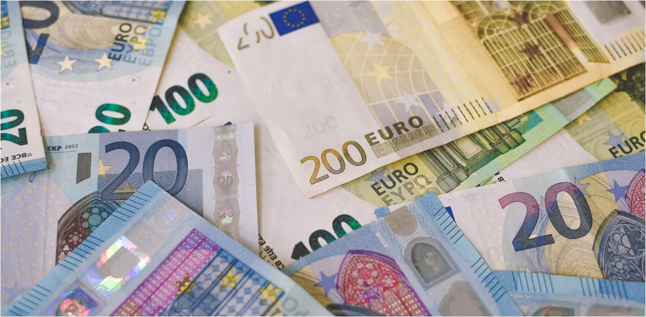 Επίδομα ανεργίας ύψους έως 1.295 ευρώ: Νέες πληροφορίες για το μέτρο