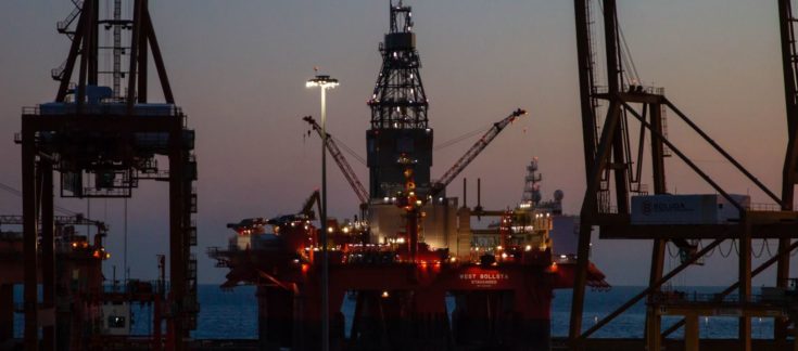 Πετρέλαιο: Πάνω από 100 δολάρια το βαρέλι η τιμή του brent – Ποιες είναι οι νέες προβλέψεις ειδικών για το 2027