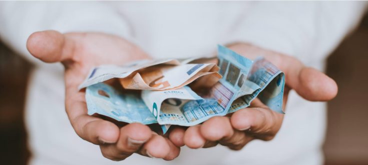 e-ΕΦΚΑ και ΔΥΠΑ: Ποιοι βλέπουν το “χρώμα” του χρήματος έως και τις 4 Σεπτεμβρίου στους τραπεζικούς λογαριασμούς τους