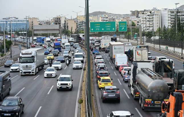 Αυτοκίνητα: Όλα όσα πρέπει να γνωρίζετε για τις νέες αλλαγές στο δίπλωμα οδήγησης και τις πινακίδες