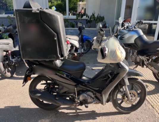 διανομείς