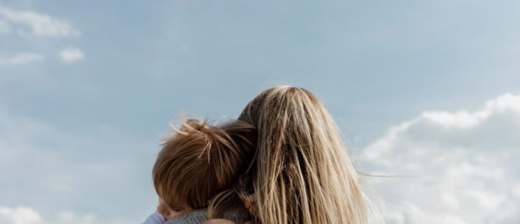 Επίδομα παιδιού: Σε ποιους πιστώνονται σήμερα το απόγευμα τα χρήματα στον τραπεζικό λογαριασμό – Ποιοι μπορούν να διεκδικήσουν αναδρομικά έως και 5 δόσεις